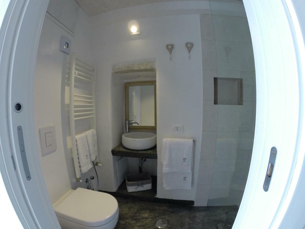 White Luxury Suite Ostuni By Gonewlocation Bagian luar foto