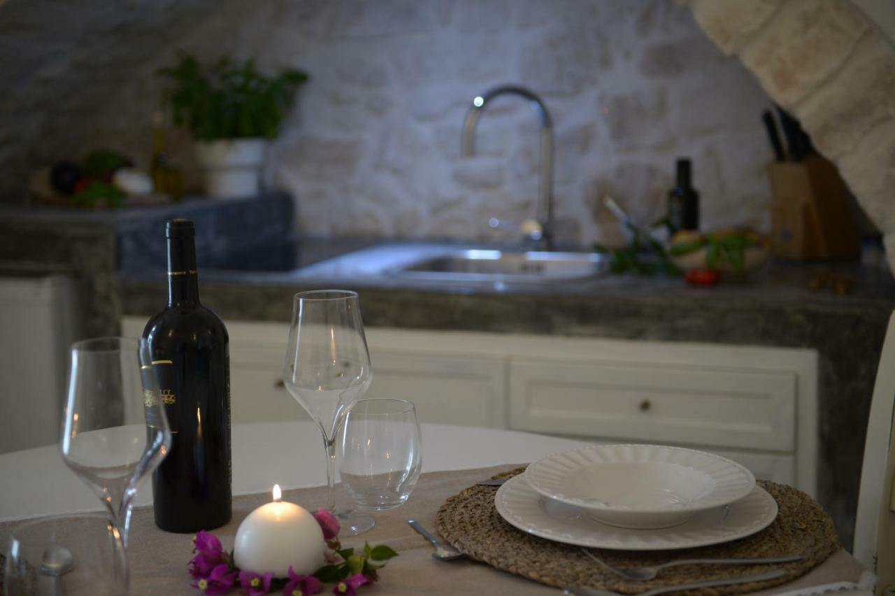White Luxury Suite Ostuni By Gonewlocation Bagian luar foto