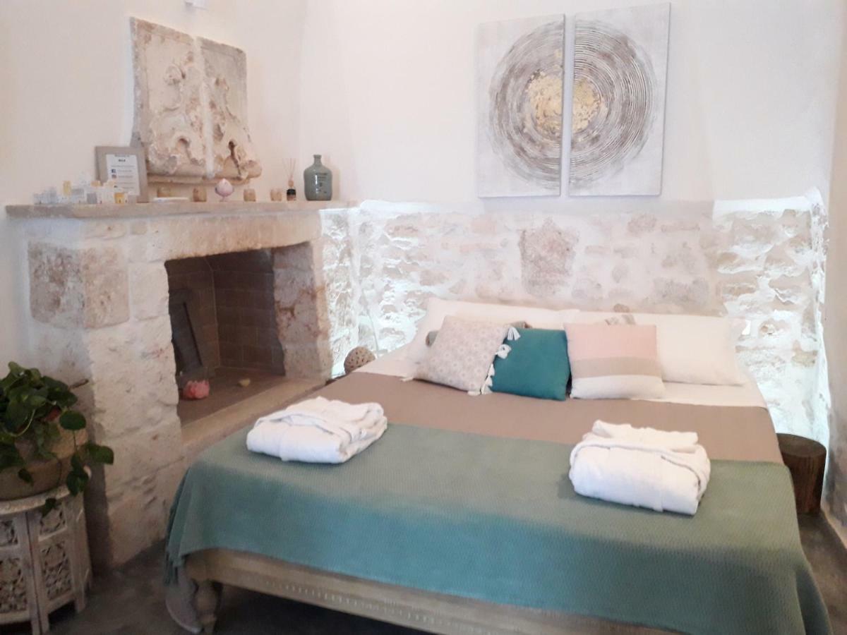 White Luxury Suite Ostuni By Gonewlocation Bagian luar foto
