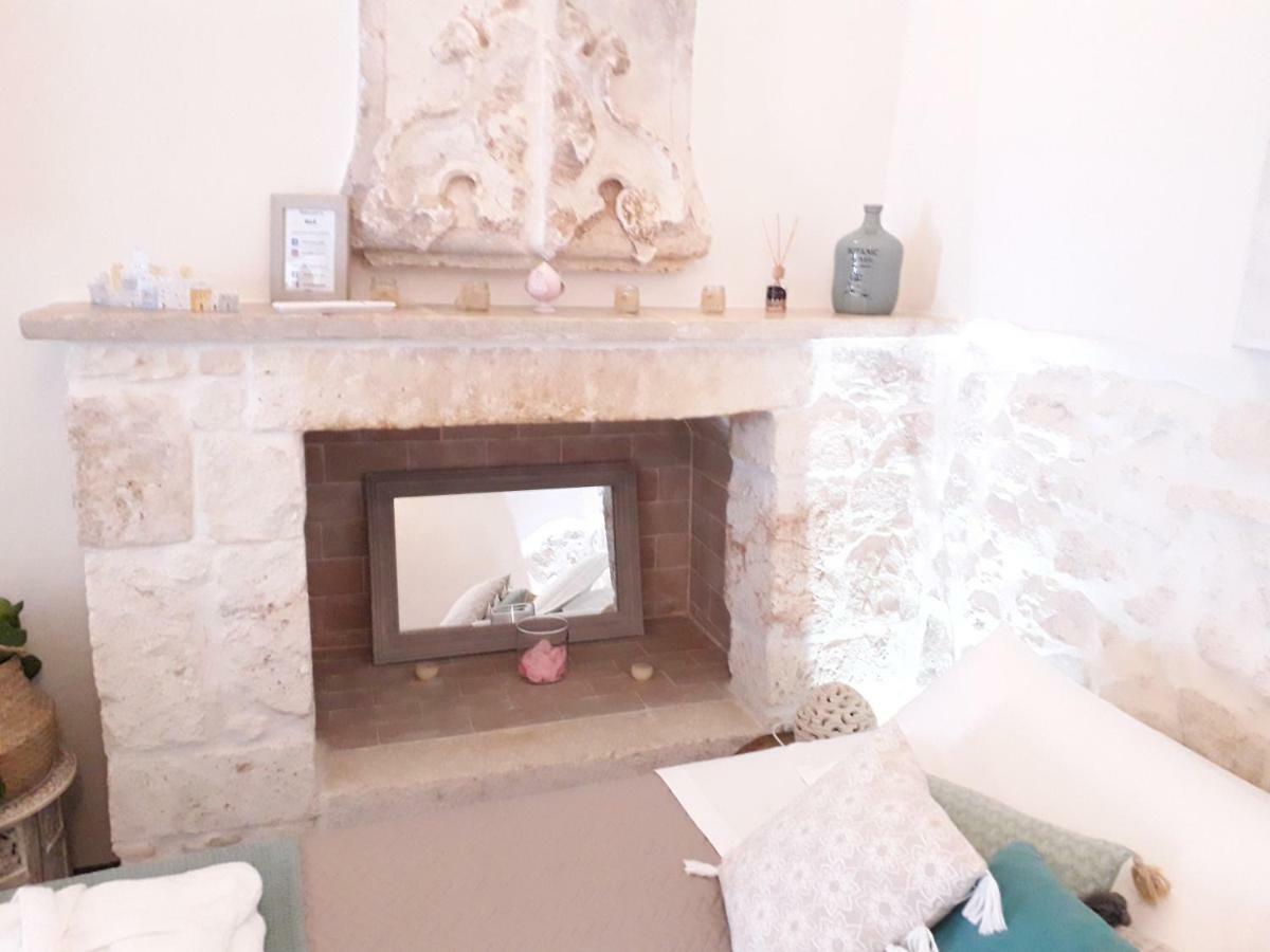 White Luxury Suite Ostuni By Gonewlocation Bagian luar foto
